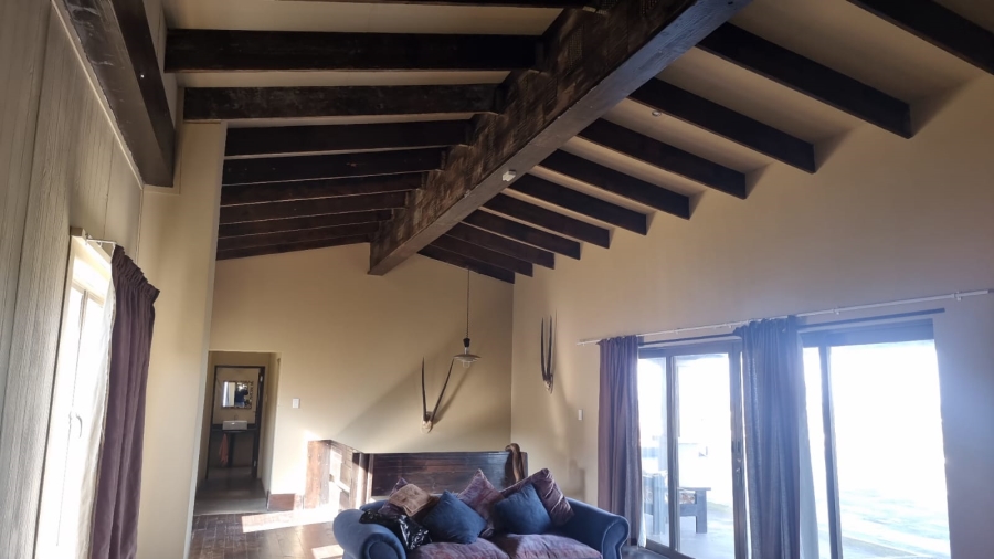 6 Bedroom Property for Sale in Merryhill Eastern Cape